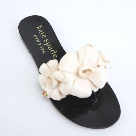 GARDENIA Flower Ladybug Sandals 7 - Picture 8 of 11